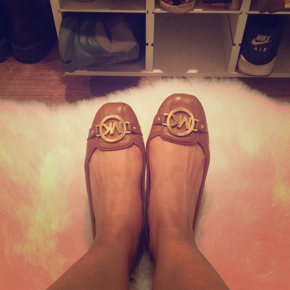 Micheal kors flats